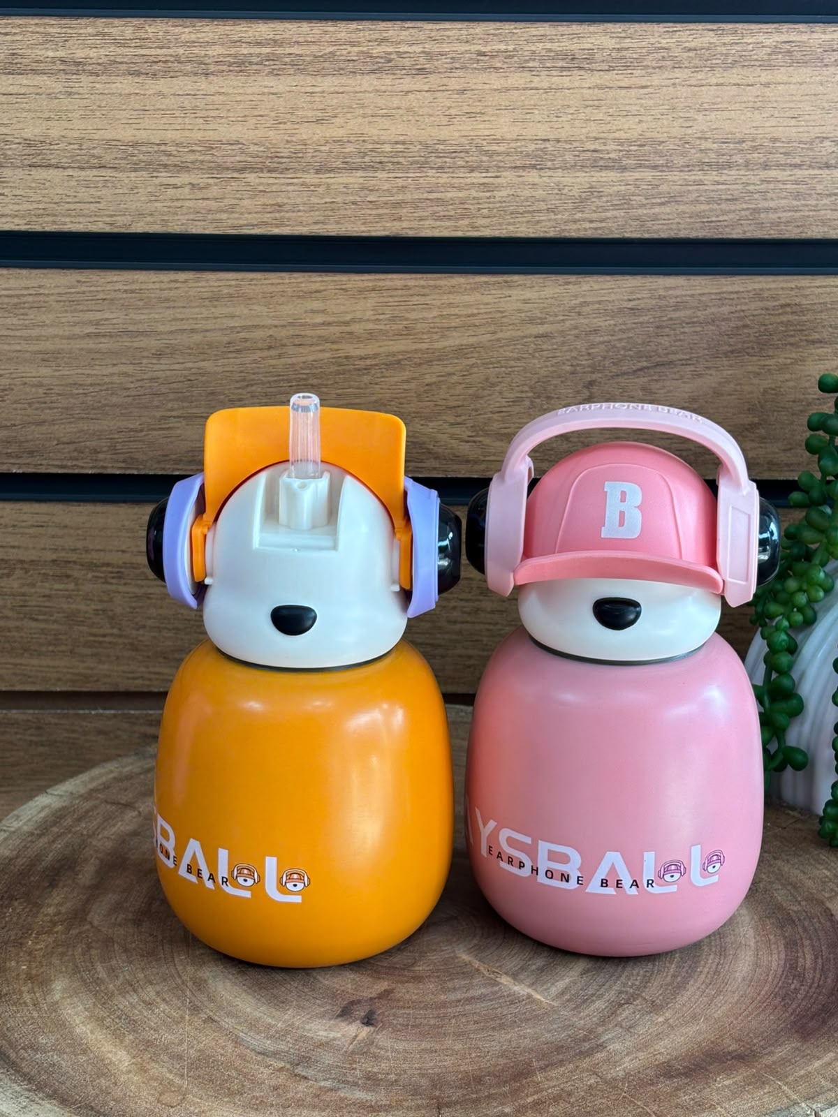 Garrafa térmica infantil modelos variados