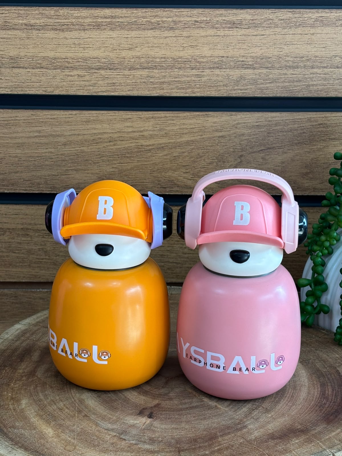 Garrafa térmica infantil modelos variados