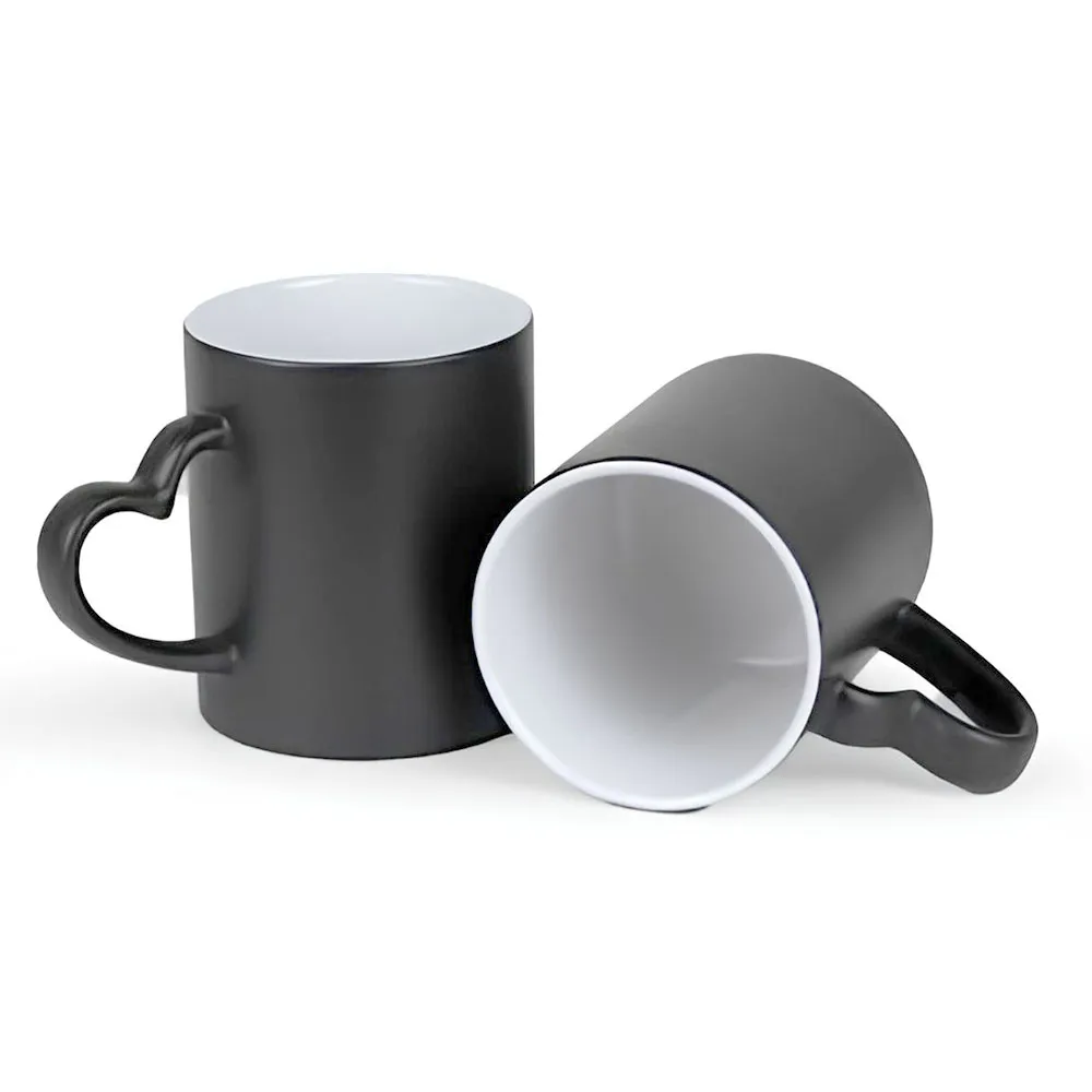 Caneca mágica alça de coração