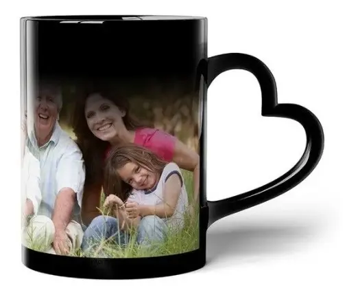 Caneca mágica alça de coração